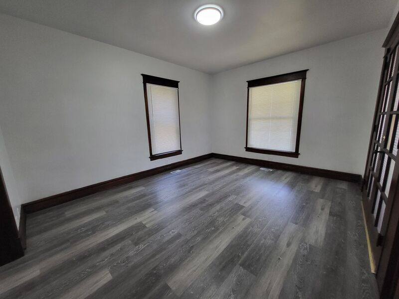 Apartment for rent at 523 W Maple Ave #1A, Independence, MO 64050