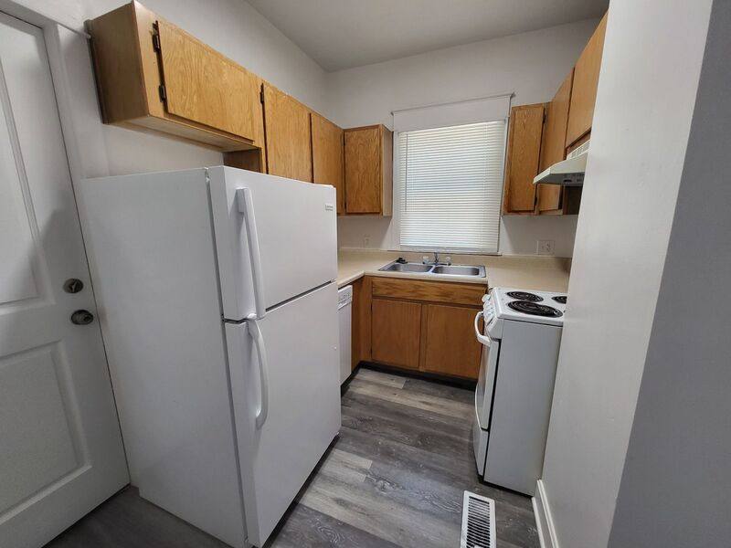 Apartment for rent at 523 W Maple Ave #1A, Independence, MO 64050