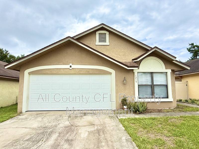 House for rent at 1215 Creekbottom Circle, Orlando, FL 32825
