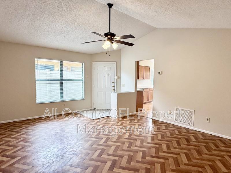 House for rent at 1215 Creekbottom Circle, Orlando, FL 32825