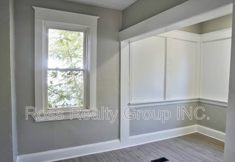 Apartment for rent at 702 Boalt #DOWNSTAIRS, Toledo, OH 43609
