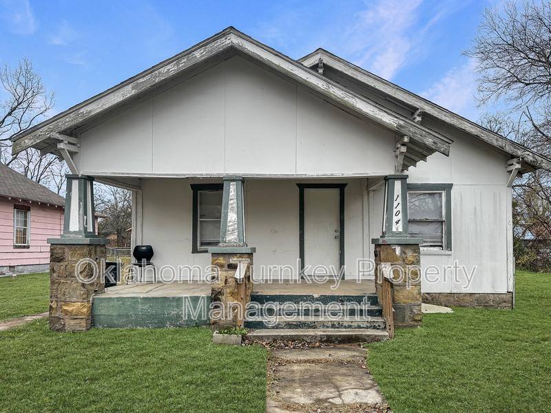 House for rent at 1104 W 8th St, Okmulgee, OK 74447