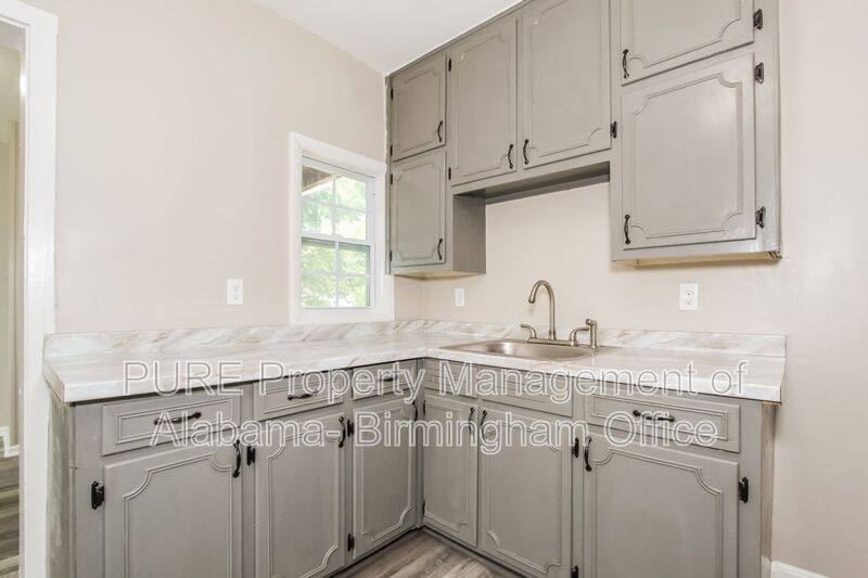 House for rent at 208 22nd St SW, Birmingham, AL 35211