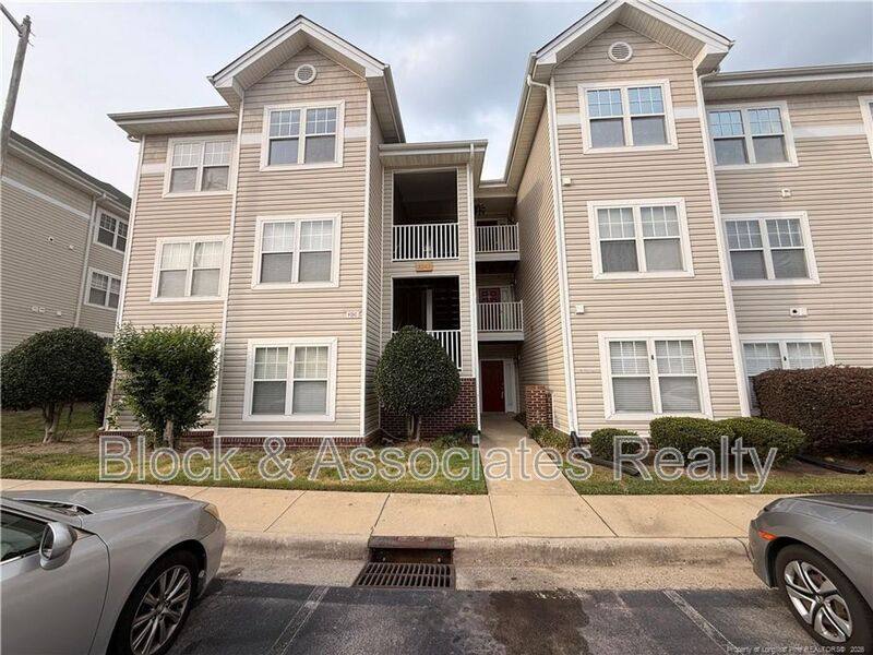 Apartment for rent at 3342 Harbour Pointe Place #9, Fayetteville, NC 28314