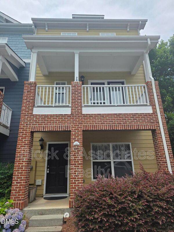 Townhouse for rent at 124 Braeside Court, Cary, NC 27519
