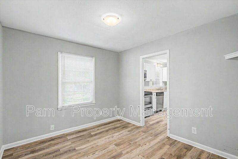 House for rent at 1719 E 59th St, Savannah, GA 31404
