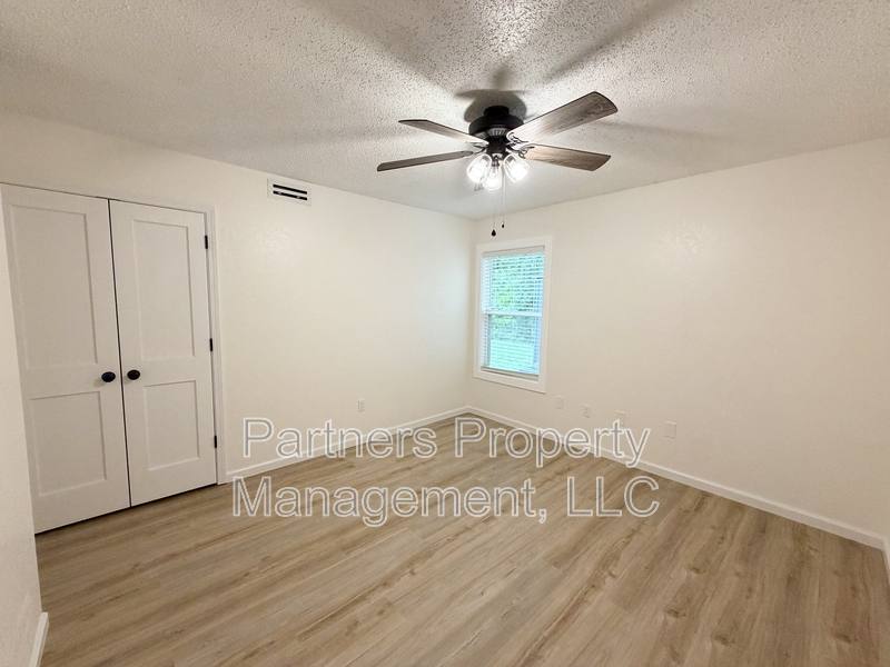House for rent at 5003 Bonita Place, Springdale, AR 72762