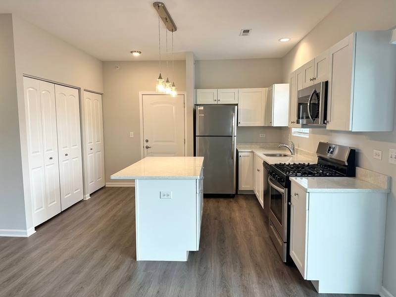 Apartment for rent at 853 E Main St #3D, Dundee, IL 60118