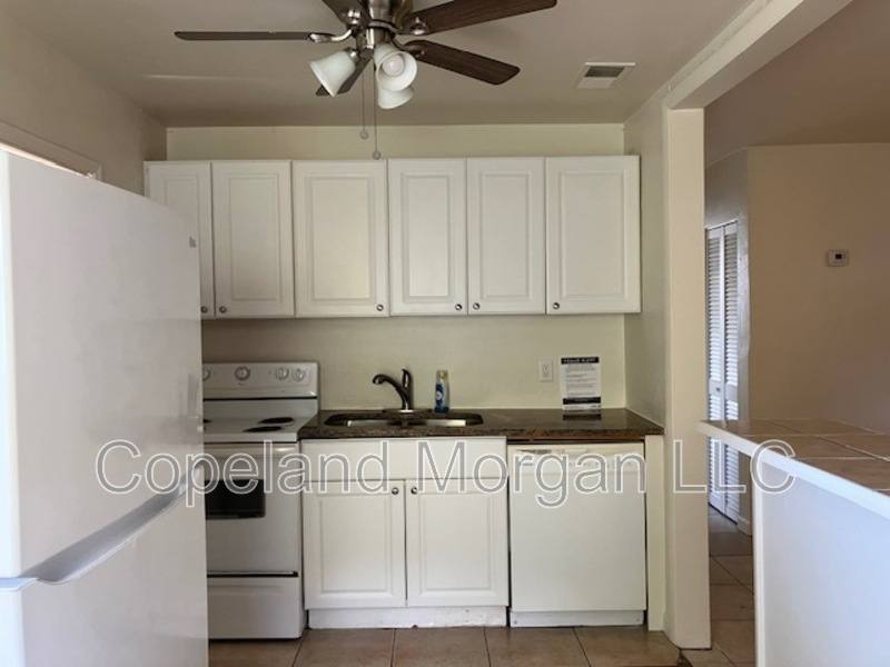Apartment for rent at 2033 20th St S, Saint Petersburg, FL 33712