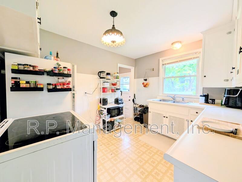 House for rent at 3100 Orchard Ave N, Minneapolis, MN 55422