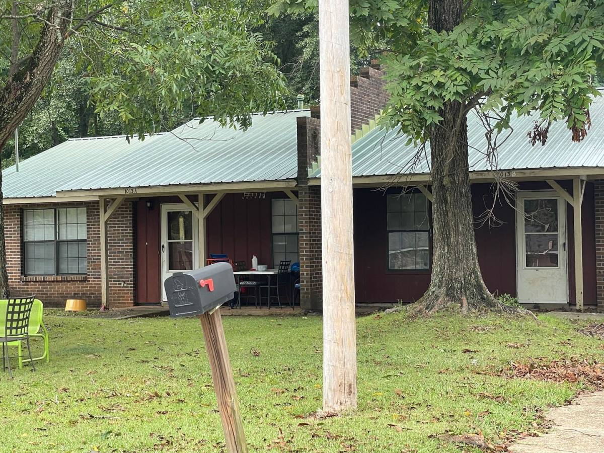 House for rent at 1013 N 1st St, Opelika, AL 36801