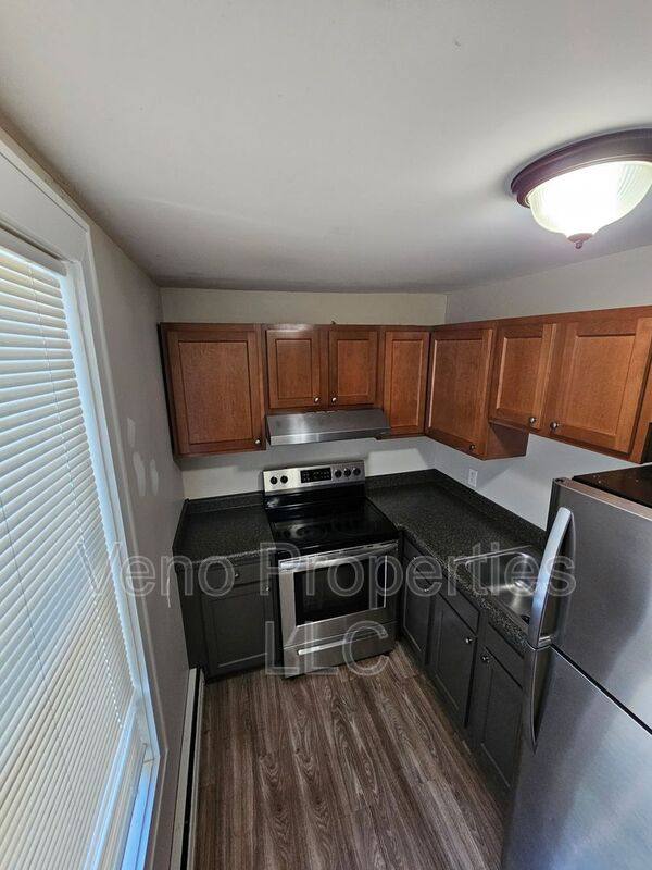 Apartment for rent at 5 Marshall St #2, Troy, NY 12180