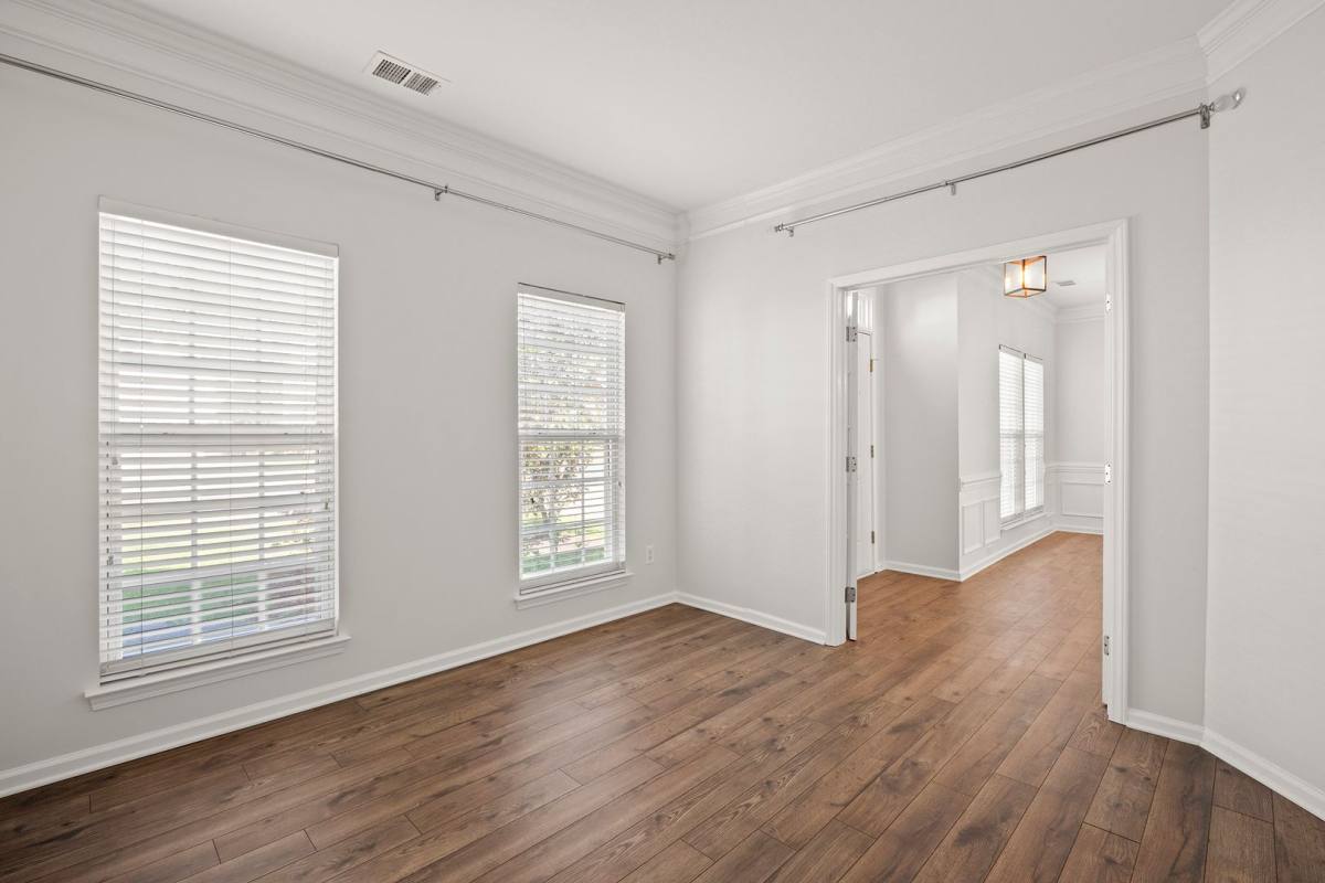 House for rent at 9718 Mitchell Glen Dr, Charlotte, NC 28277