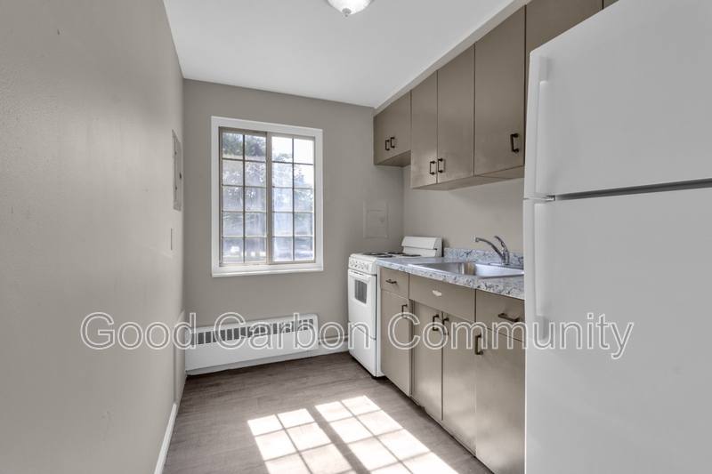 Apartment for rent at 309 Beattie Ave #4, Lockport, NY 14094