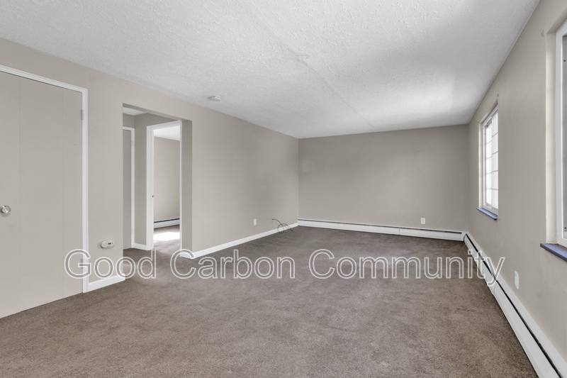 Apartment for rent at 315 Beattie Ave #3, Lockport, NY 14094