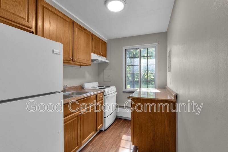 Apartment for rent at 315 Beattie Ave #3, Lockport, NY 14094