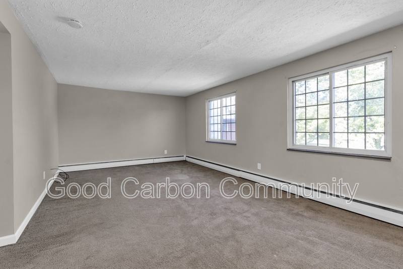 Apartment for rent at 315 Beattie Ave #3, Lockport, NY 14094