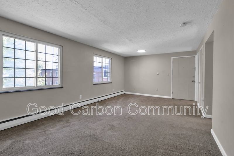 Apartment for rent at 315 Beattie Ave #3, Lockport, NY 14094