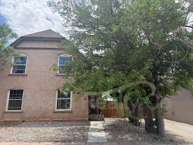 Apartment for rent at 518 W 9th St, Pueblo, CO 81003