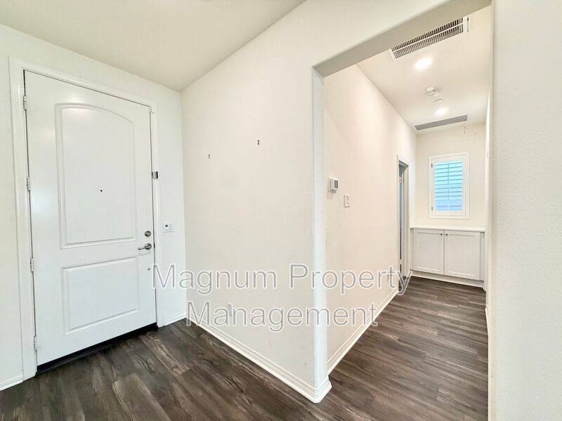 House for rent at 27460 Big Bend Dr, Menifee, CA 92585