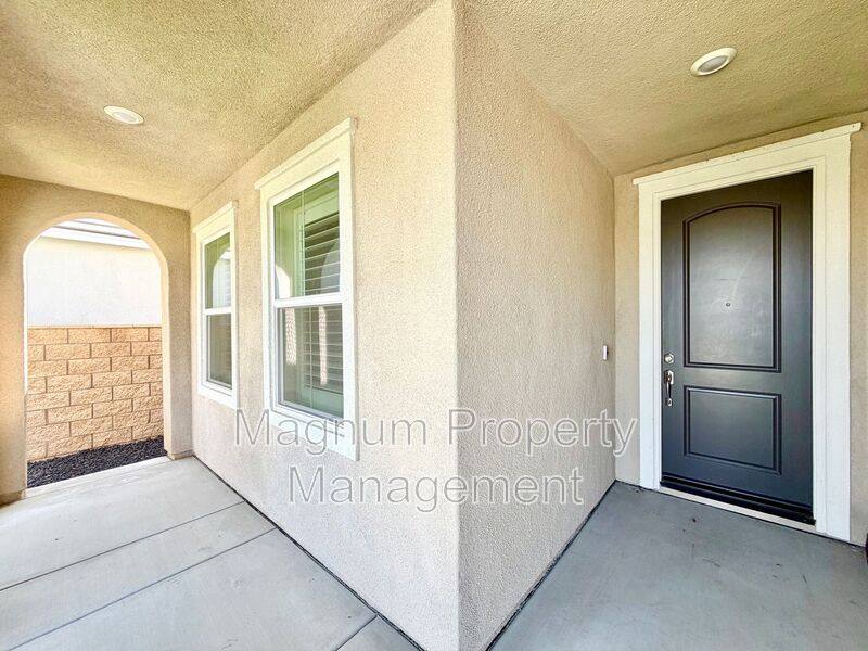 House for rent at 27460 Big Bend Dr, Menifee, CA 92585