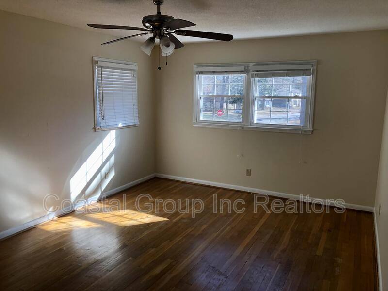 House for rent at 613 Reef Lane, Virginia Beach, VA 23452