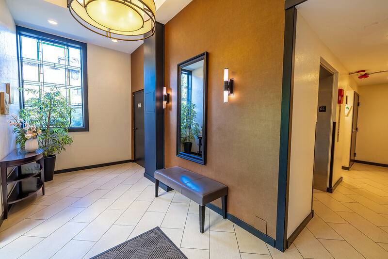 Condo for rent at 500 W Roy St #W403, Seattle, WA 98119