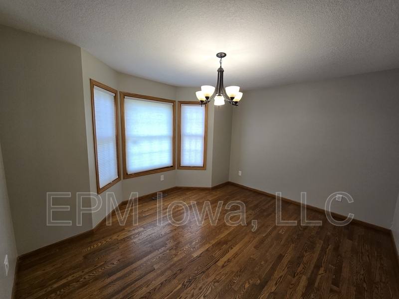 House for rent at 4710 Donald Dr, Cedar Falls, IA 50613