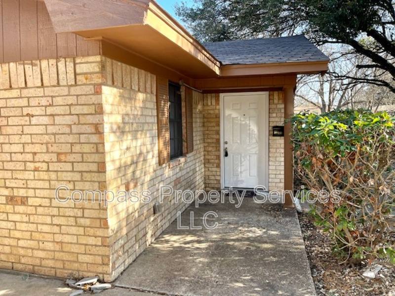 Apartment for rent at 3019B McFerrin Ave, Waco, TX 76708