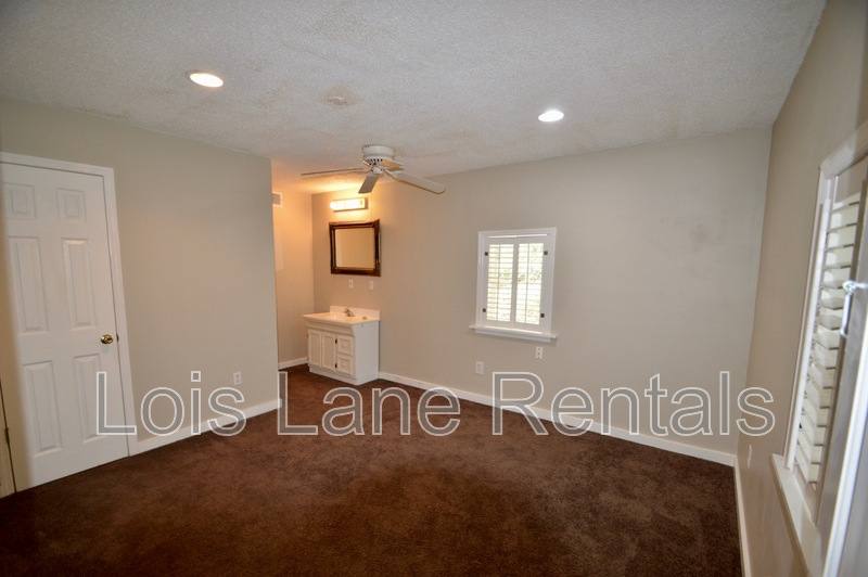 Apartment for rent at 51 Charlotte St #B, Charleston, SC 29403