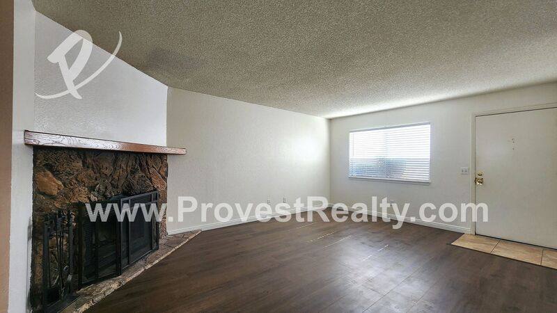 Apartment for rent at 21777 Panoche Rd #5, Apple Valley, CA 92308