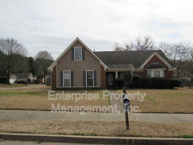 House for rent at 7037 Meadowlands Place, Memphis, TN 38135
