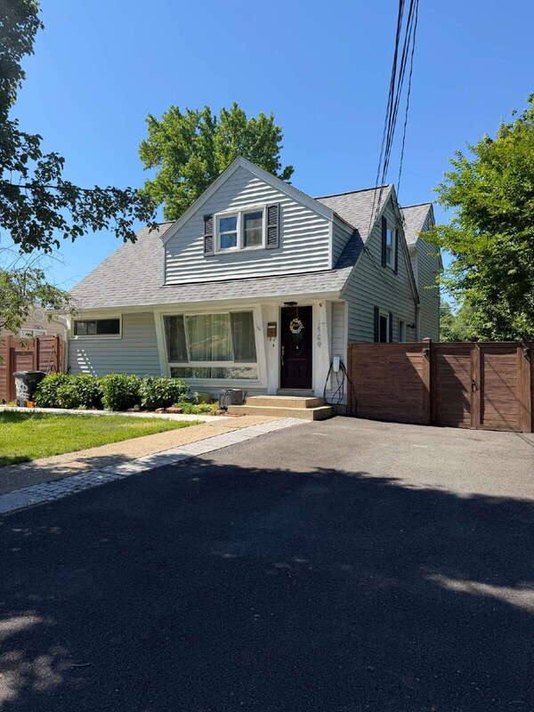 Apartment for rent at 1909 Rollins Dr, Alexandria, VA 22307