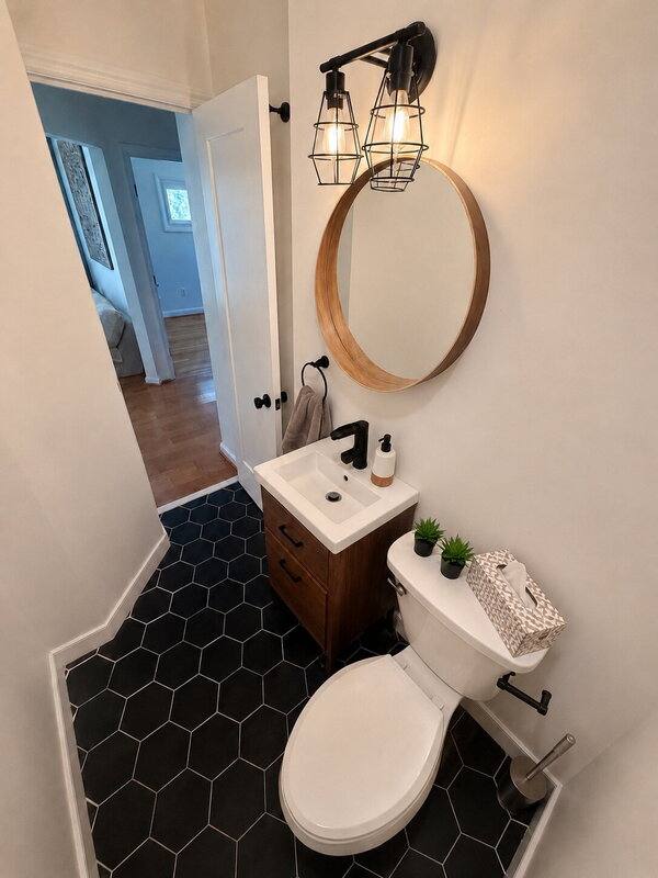Apartment for rent at 1909 Rollins Dr, Alexandria, VA 22307