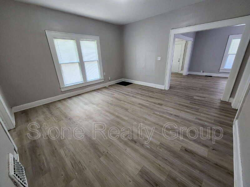 House for rent at 2118 2nd Ave, Terre Haute, IN 47807