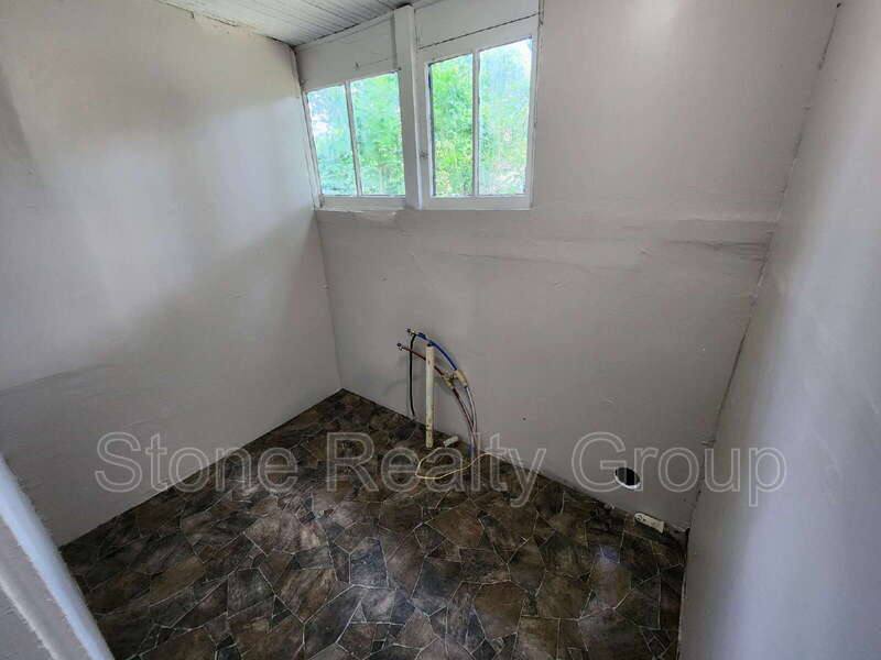 House for rent at 2118 2nd Ave, Terre Haute, IN 47807