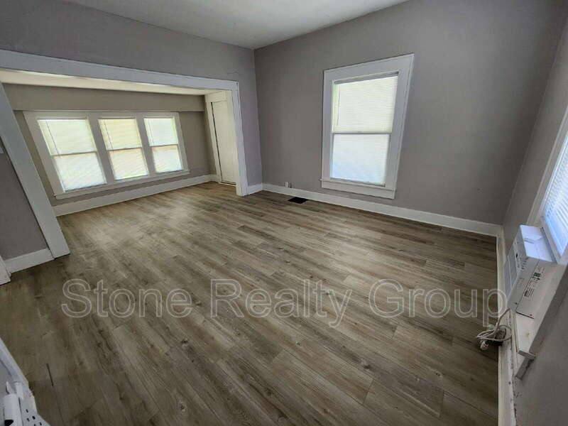 House for rent at 2118 2nd Ave, Terre Haute, IN 47807