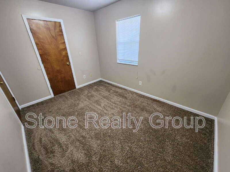 Apartment for rent at 2478 E Clayton Dr, Terre Haute, IN 47802