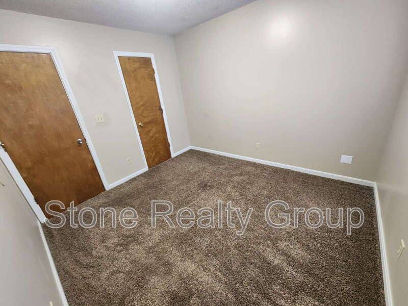 Apartment for rent at 2478 E Clayton Dr, Terre Haute, IN 47802