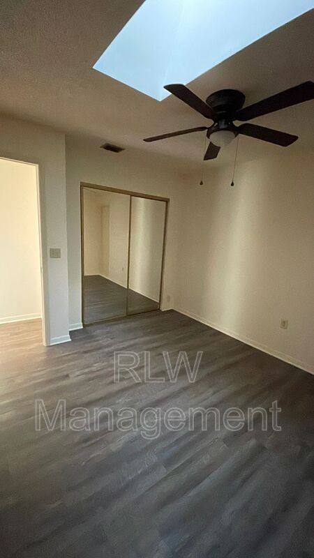 House for rent at 44 S Kentucky Ave, Umatilla, FL 32784