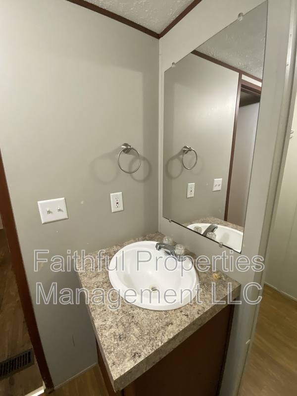 House for rent at 10315 County Rd #2301, Arp, TX 75750