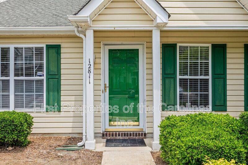 Townhouse for rent at 12811 Spririt Bound Way, Charlotte, NC 28273