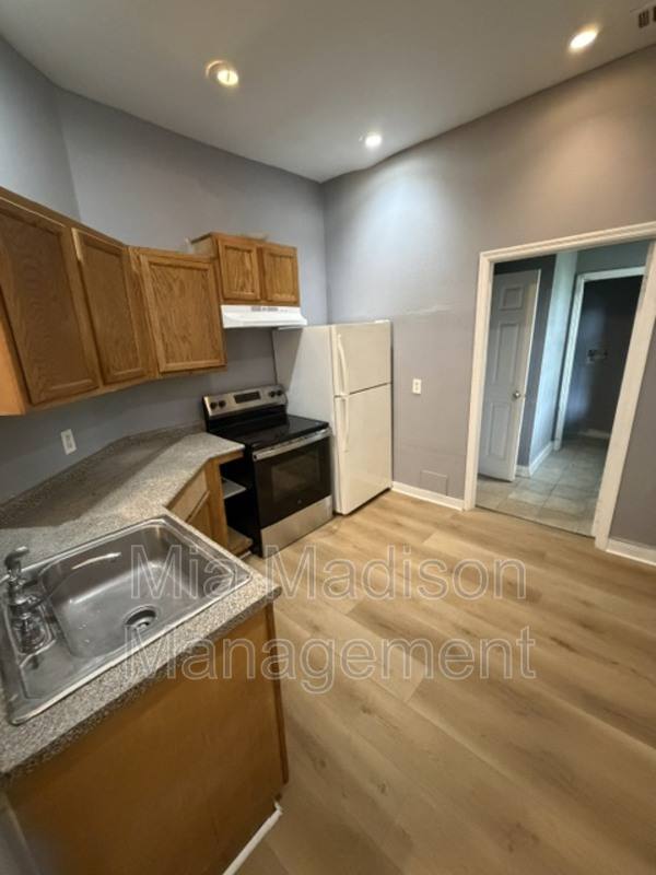 Apartment for rent at 723 W 42nd St #B, Savannah, GA 31415