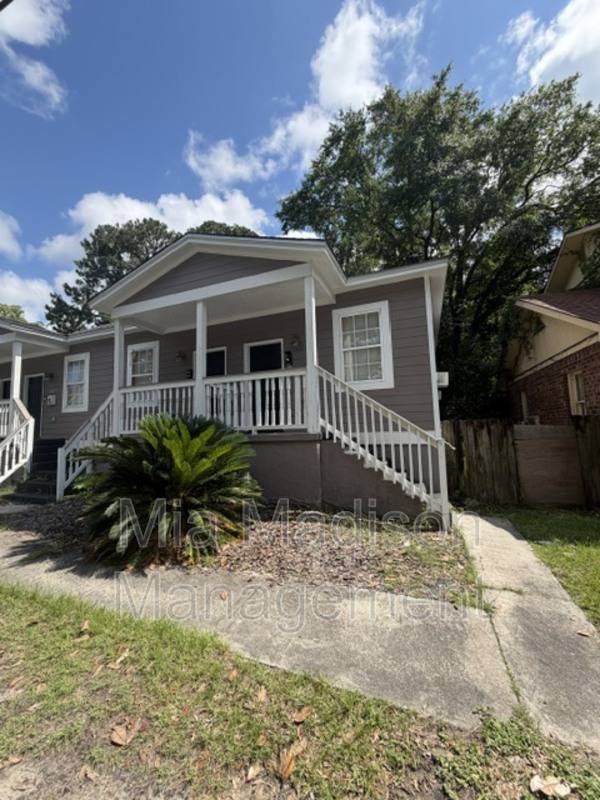 Apartment for rent at 723 W 42nd St #B, Savannah, GA 31415