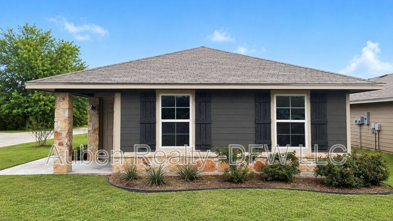 Apartment for rent at 2308 S 3rd St #A, Waco, TX 76707