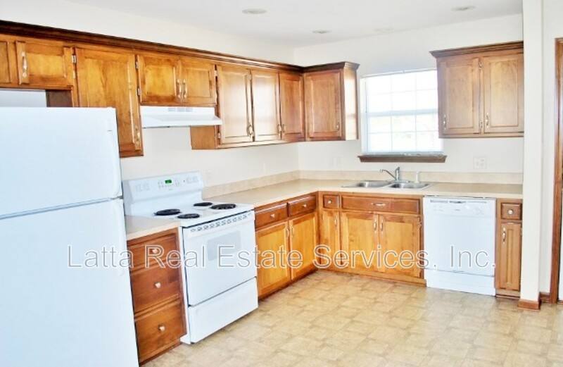 Apartment for rent at 1031 NW Willow Dr, Grain Valley, MO 64029