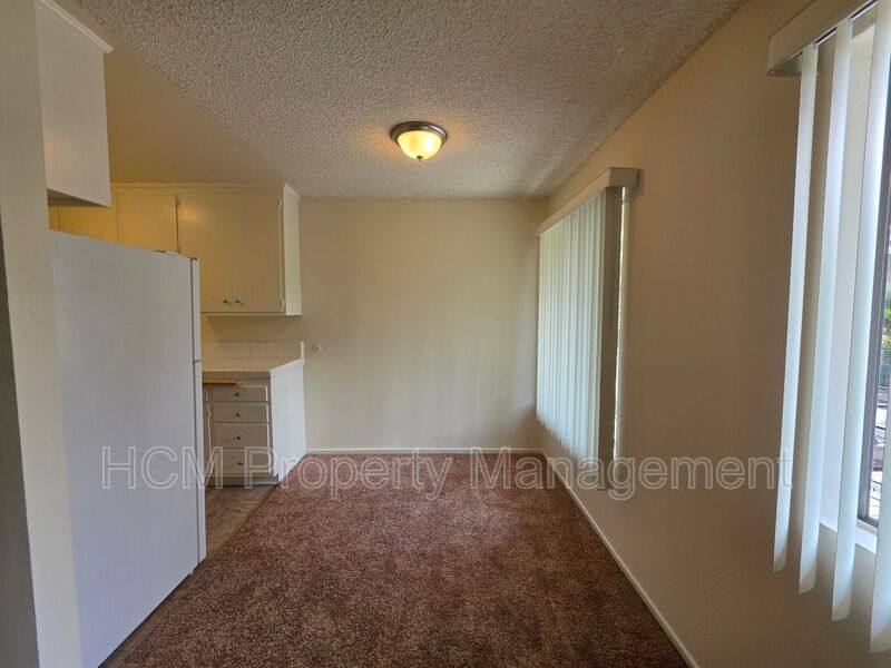 Apartment for rent at 15636 Valerio St #9, Van Nuys, CA 91406