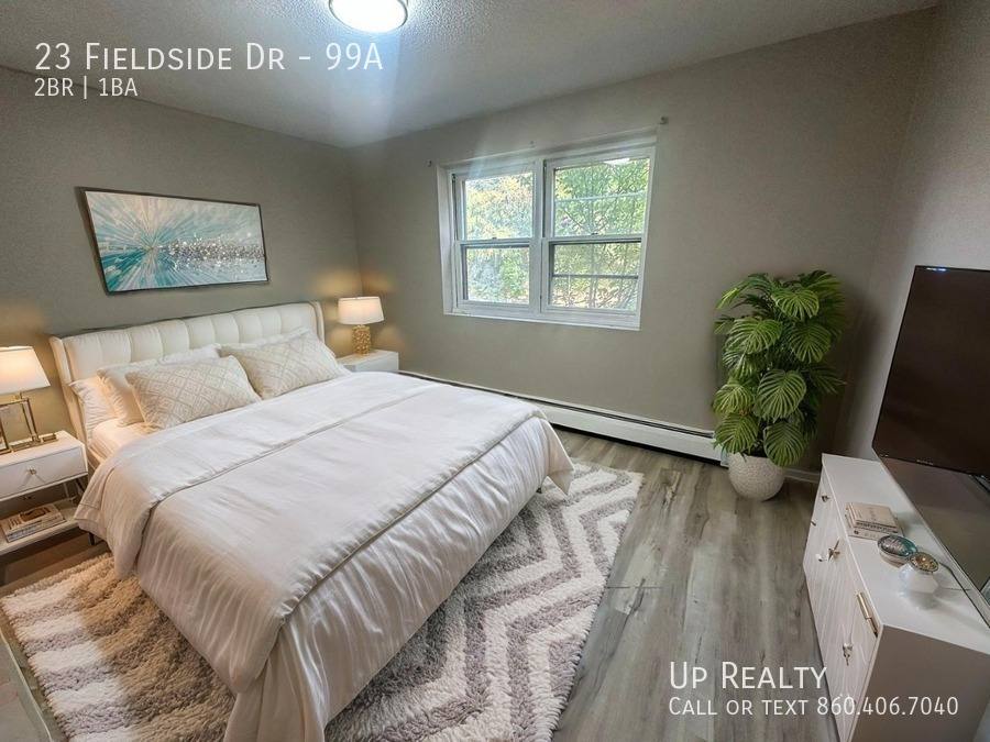 Apartment for rent at 23 Fieldside Dr, Groton, CT 06340