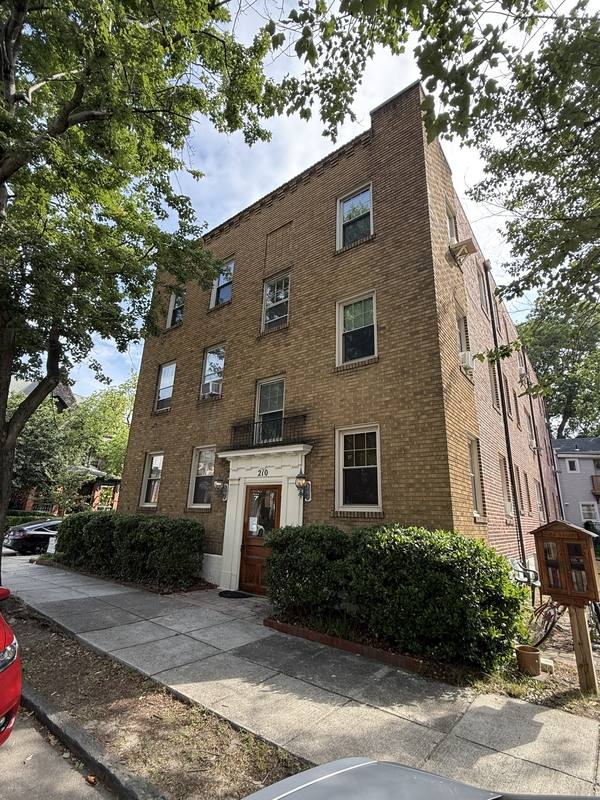 Apartment for rent at 210 Drummond Place #5, Norfolk, VA 23507