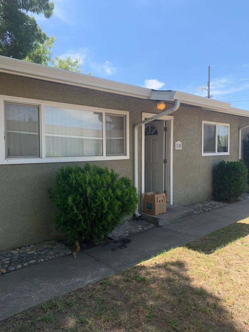 House for rent at 604 Briggs Ave, Modesto, CA 95351